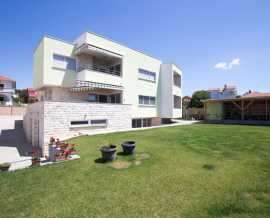Croatia, North Dalmatia,  - Apartment building, for sale