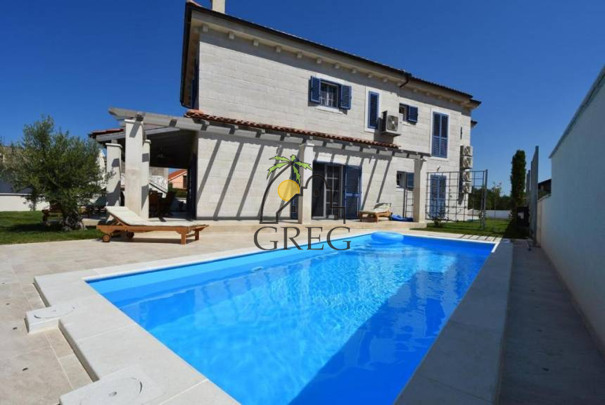 Croatia, Island of Murter,  - Semi-detached house, for sale