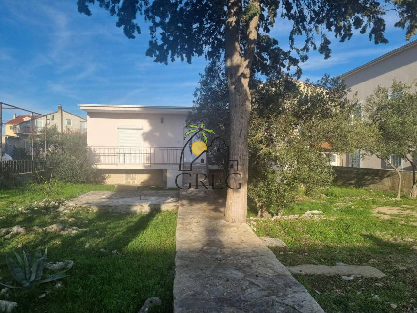 Croatia, North Dalmatia, Vodice - House, for sale