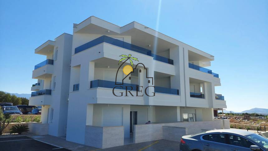 Croatia, Island of Pag, Novalja - Apartment, for sale