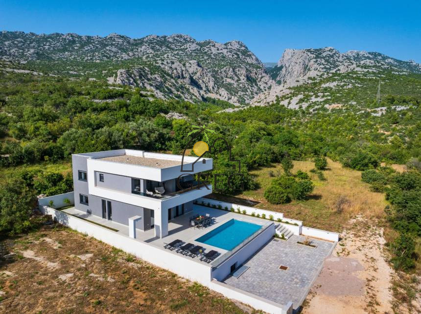 Croatia, North Dalmatia,  - House, for sale