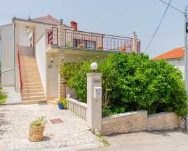 Chorwacja, Wyspa Ciovo,  - Apartamentowiec, na sprzedaż