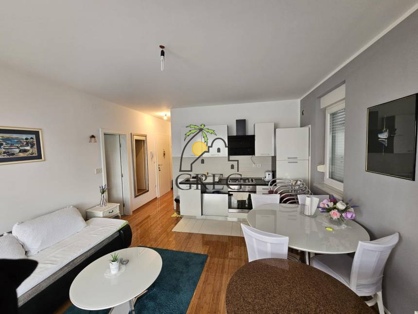 Croatia, Island of Pag, Novalja - Apartment, for sale