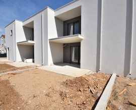 Chorwacja, Dalmacja Północna, Vodice - Szeregowiec, na sprzedaż