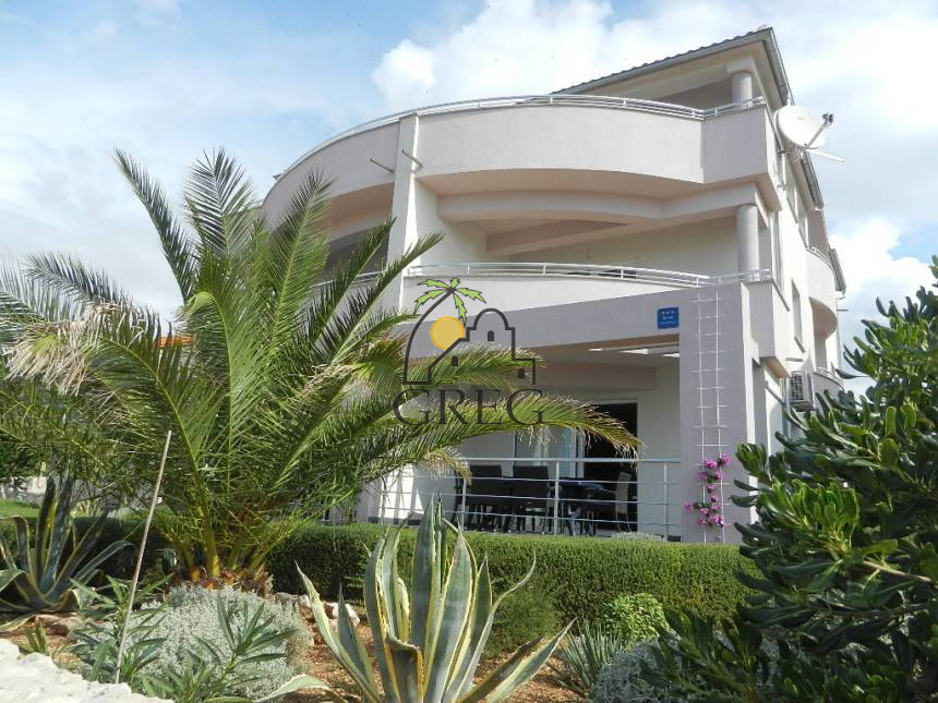 Chorwacja, Dalmacja Północna, Vodice - Apartamentowiec, na sprzedaż